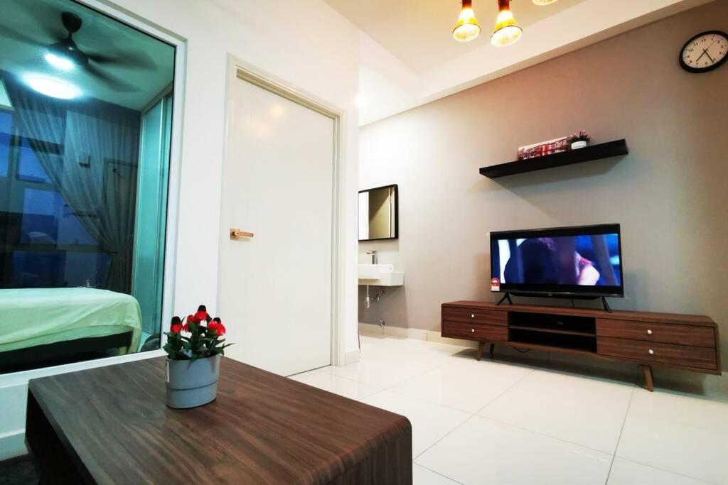 Happyhome @ Arte Mont Kiara Kuala Lumpur Hartamas Damansara Экстерьер фото